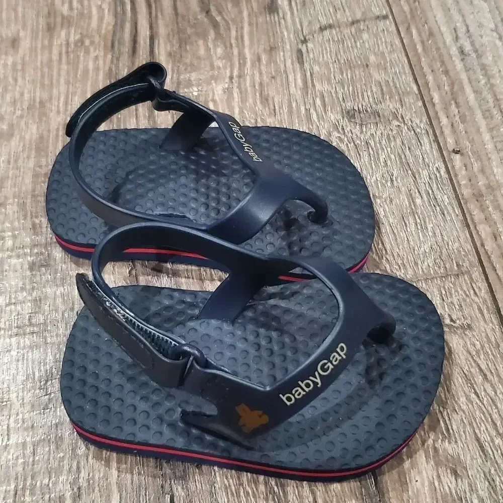 Baby GAP Flip Flops Size 0-3M Baby Navy Flip Flops